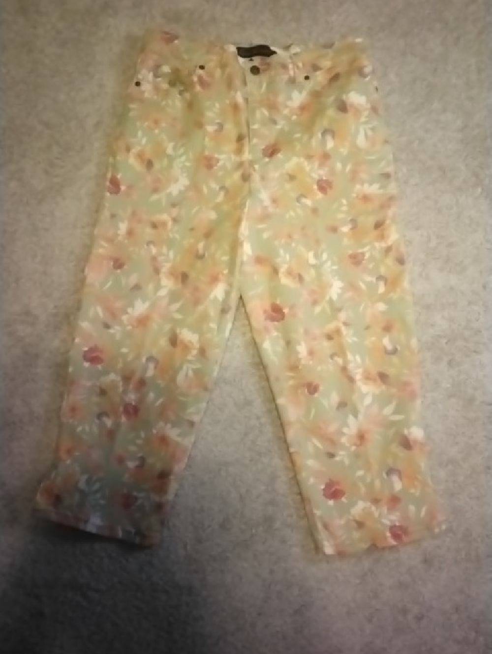 Straight Leg Women’s Jeans in Pastel Floral Print